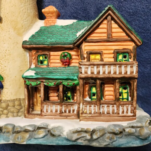 Vintage 1998 Collectable Dickens Ceramic 11" Tall Lighthouse/Figurine - Picture 6 of 15